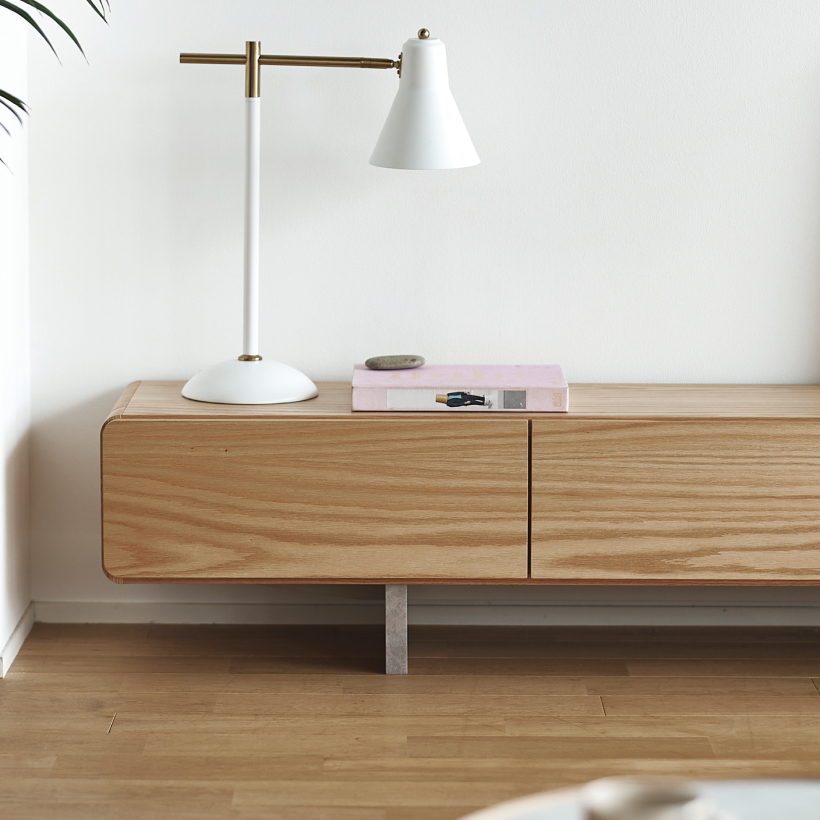 木柄の繋がった前板にこだわりました